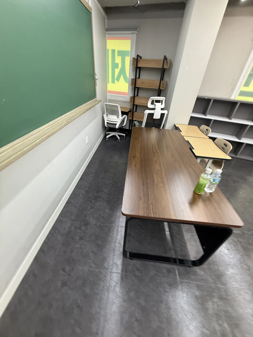 강의실 마감 — 부천시 학원청소 현장