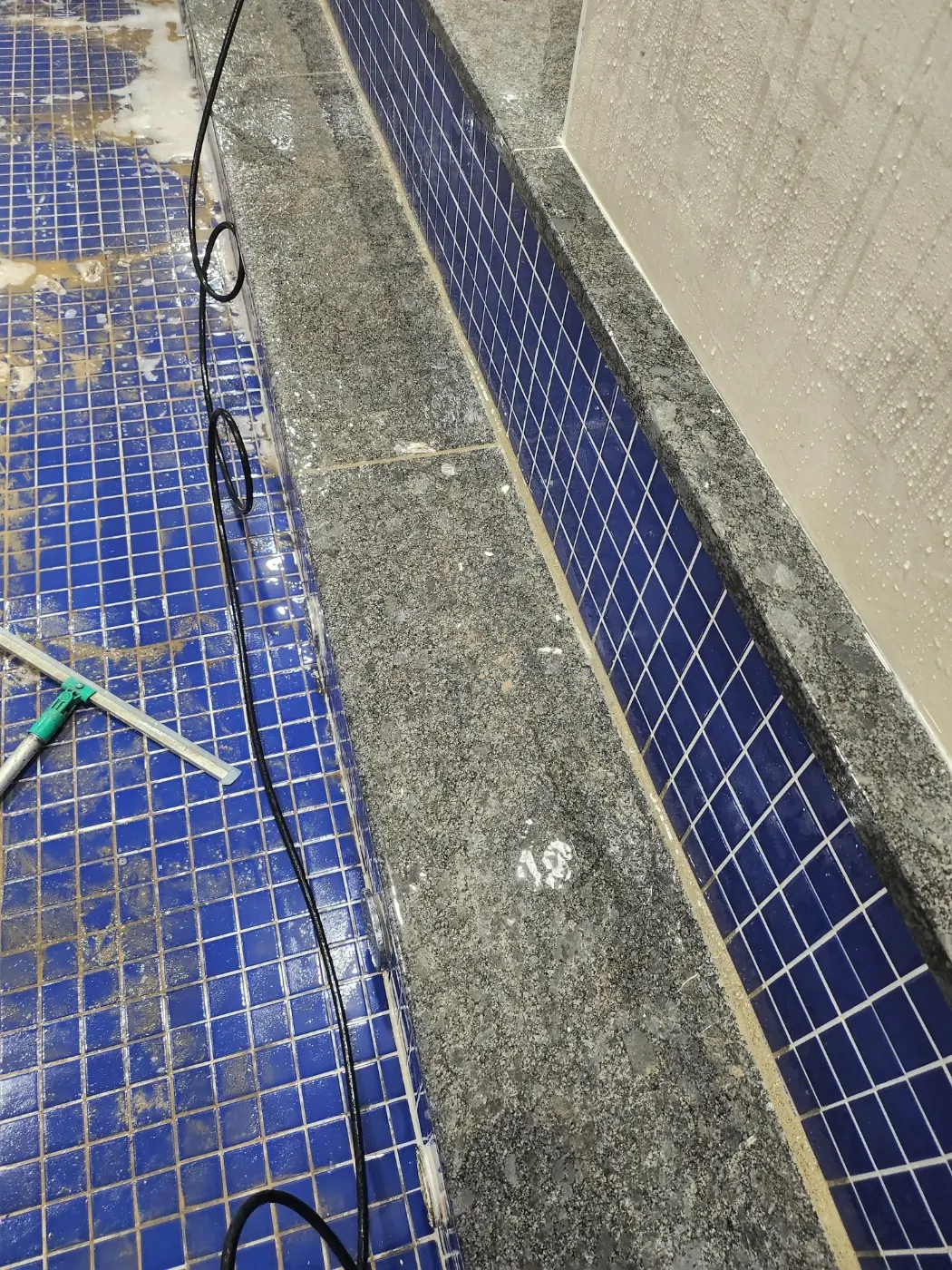 고잔동 목욕탕청소 시공 현장 — 욕조 관리
