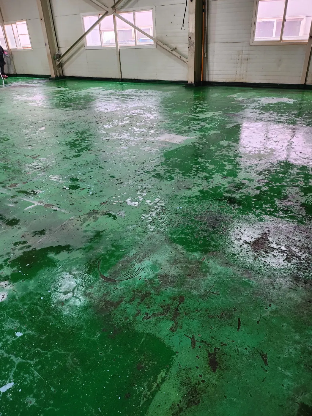 고촌읍 공장청소 시공 현장 — 에폭시 바닥 세정