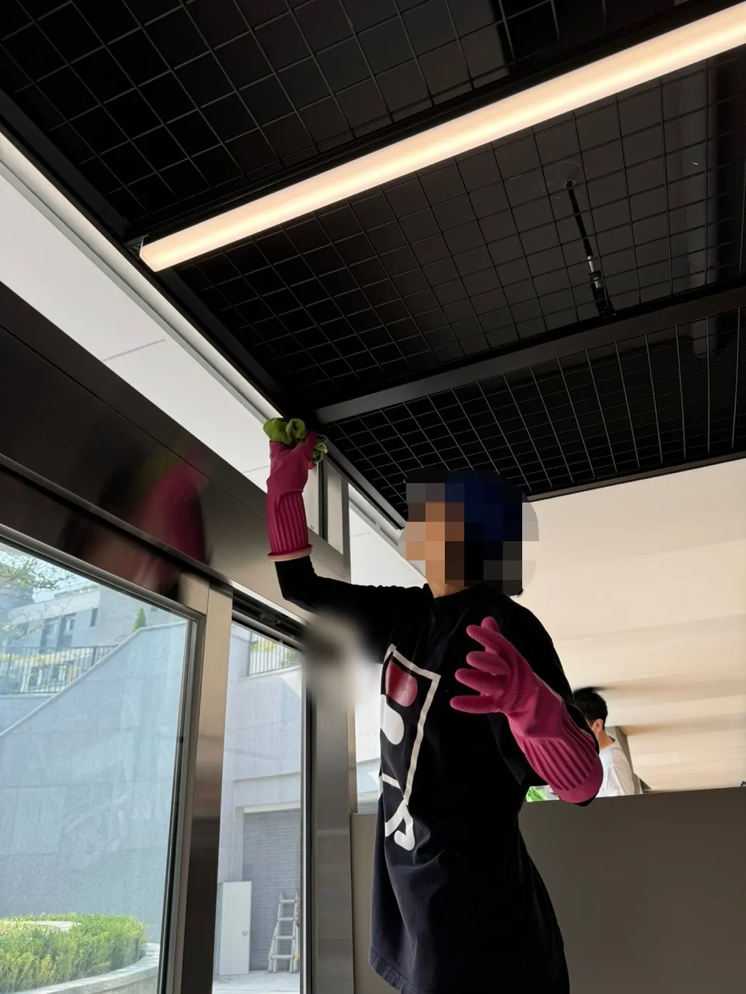 작업 진행 — 청호동 헬스장청소 현장