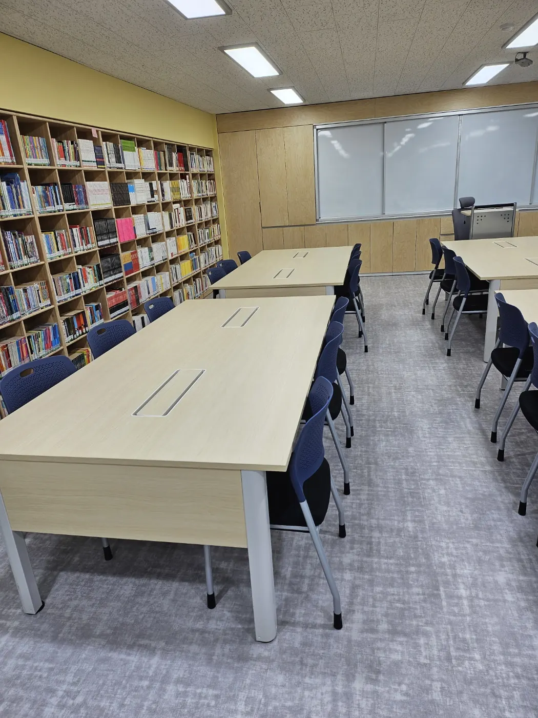 도서관 정리 — 안양시 학교청소 현장