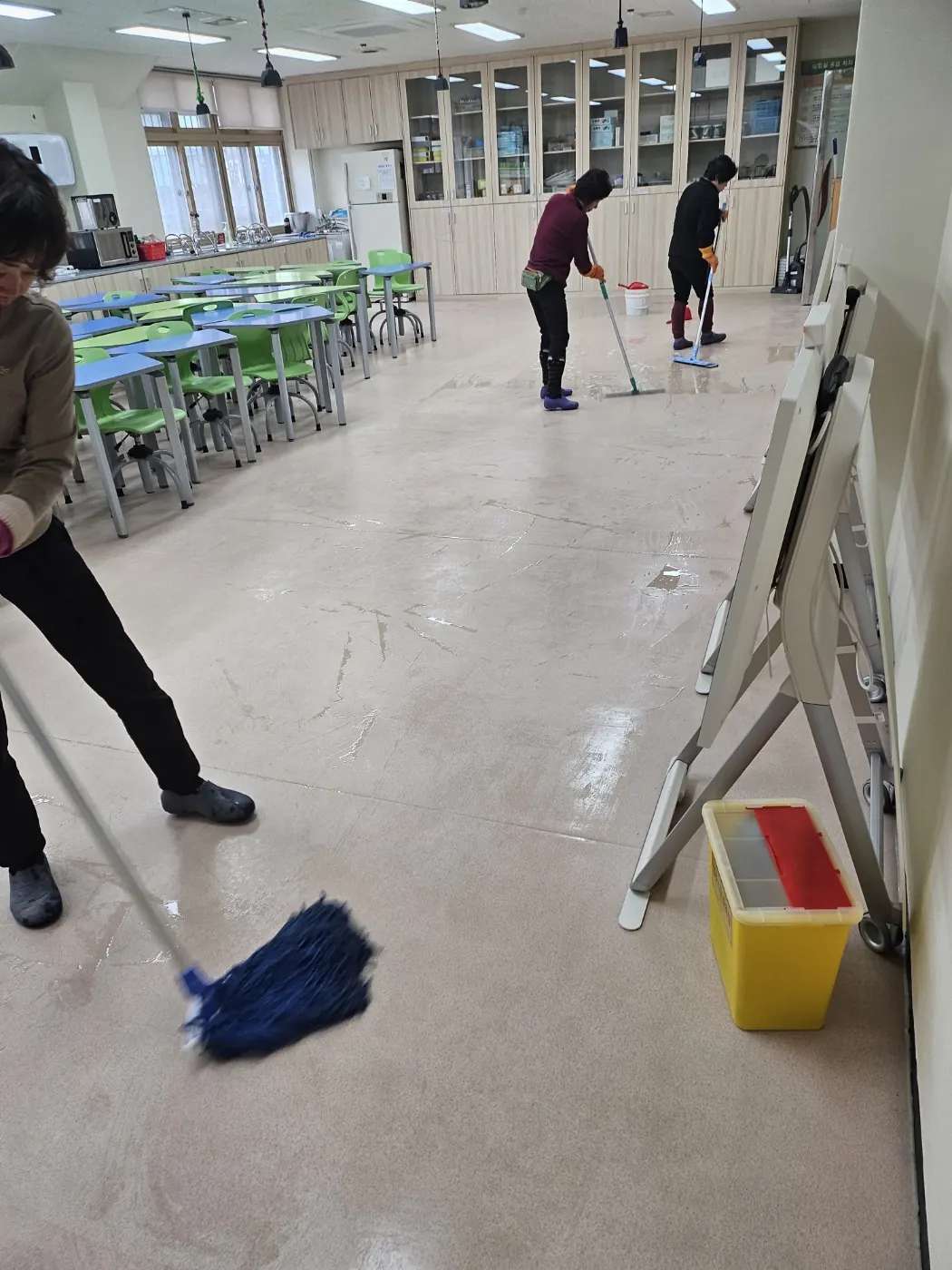 세정 진행 — 광명시 학교청소 현장